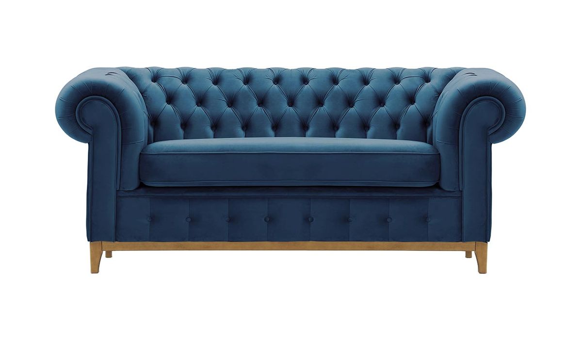 Canapé deux places Chesterfield Grand, bleu - Velluto 11, Couleur des pieds: Chêne clair