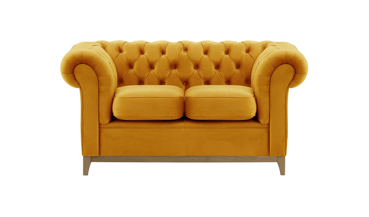 Canapé deux places Chesterfield Wood, moutarde - Velluto 8, Couleur des pieds: Noir wax