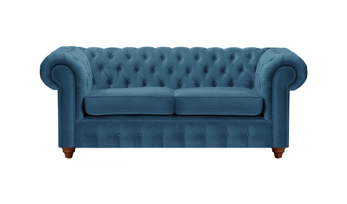 Canapé deux places Chesterfield Max, bleu - Velluto 11, Couleur des pieds: Chêne foncé