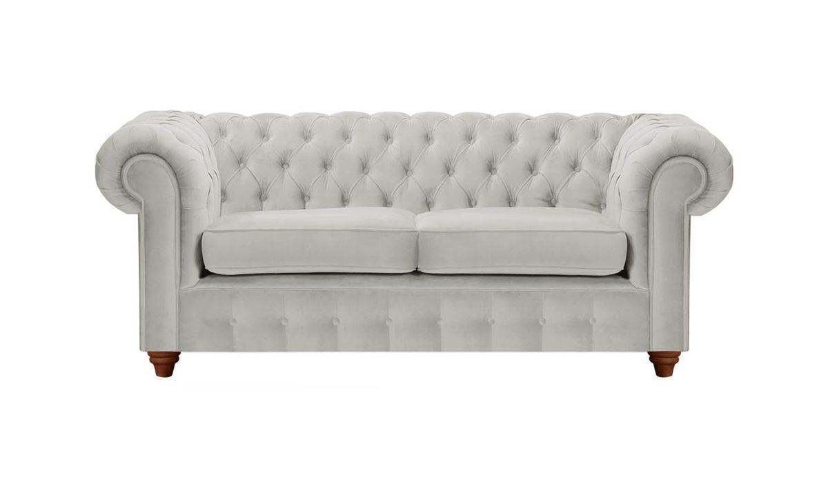Canapé deux places Chesterfield Max, gris clair - Velluto 15, Couleur des pieds: Chêne foncé