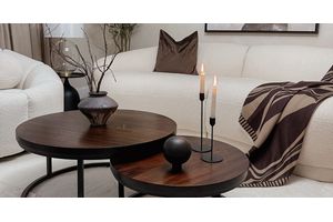 Table basse dans le salon – Comment l'harmoniser avec le reste de la décoration ?