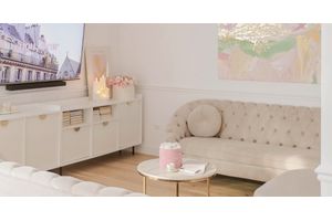 Tissu lisse, capitonné ou avec surpiqûres ? Comment choisir le canapé idéal pour votre intérieur