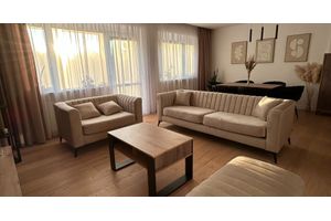 Solutions d'ameublement astucieuses pour les appartements ouverts