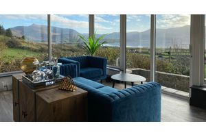 Décor Dopamine : comment les canapés colorés peuvent améliorer votre humeur